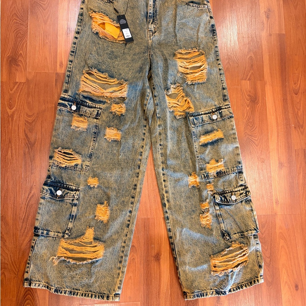 Fashion Nova ripped Cargo Style wide leg women’s jeans.